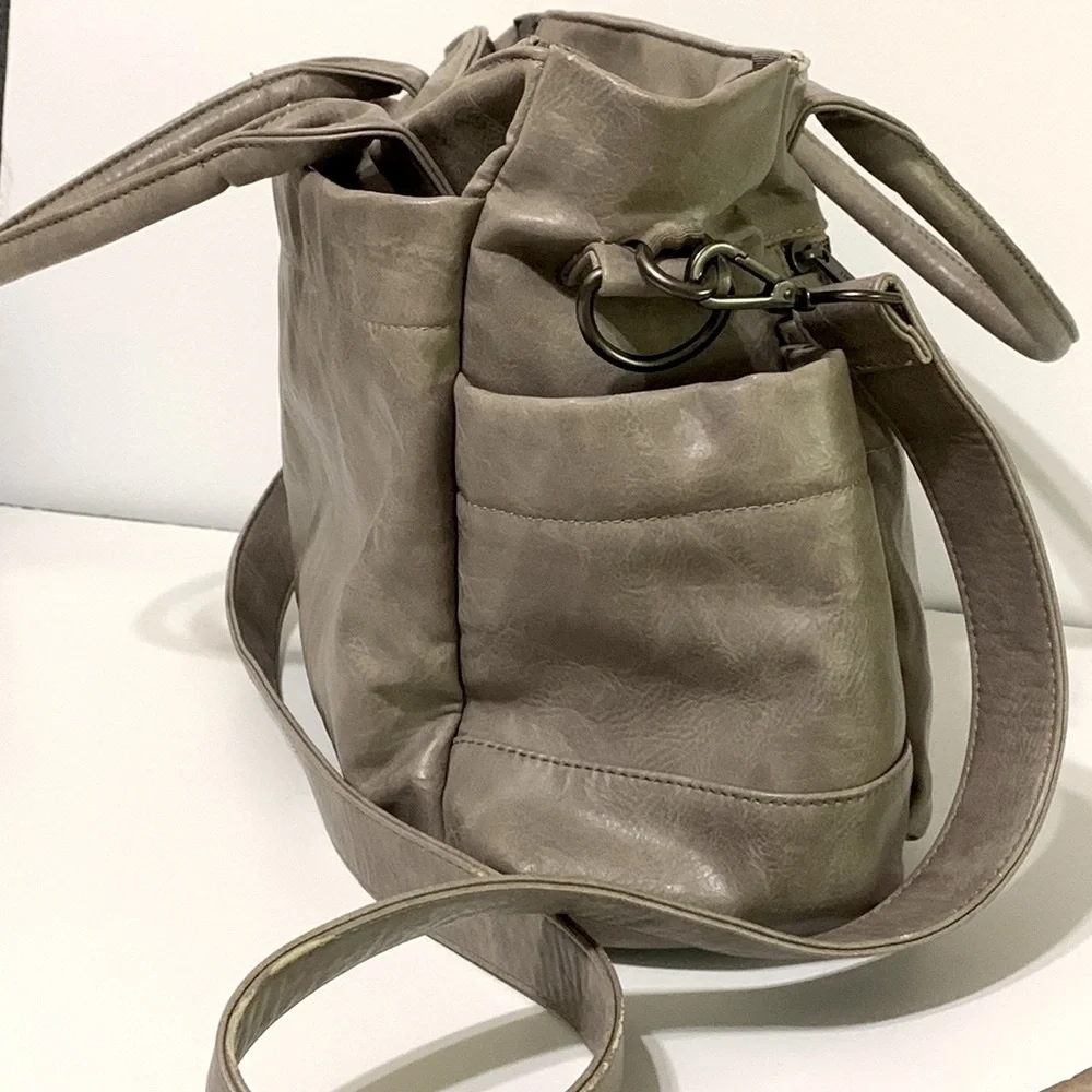 The Honest Company Luxe Vegan Everything Diaper Bag Faux Leather
